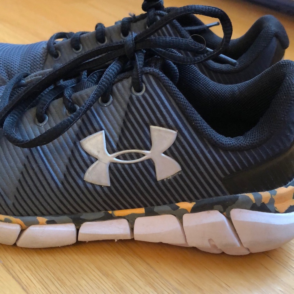 Boys Under Armour sneakers